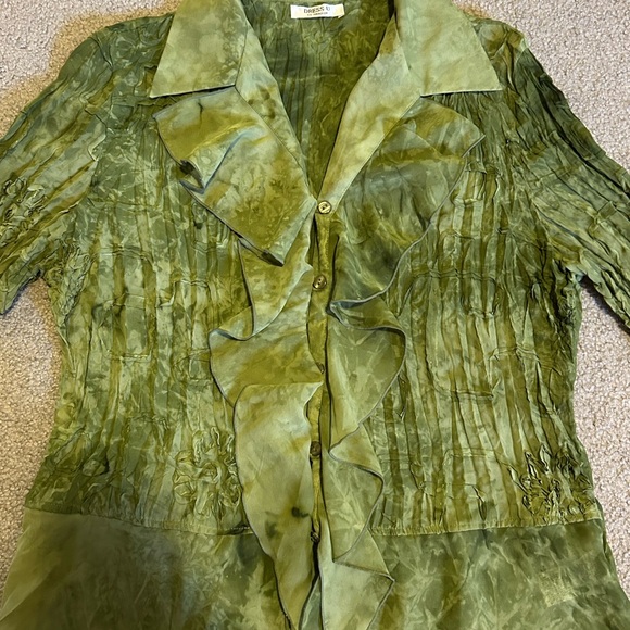 M Ruffle Blouse - Picture 5 of 9
